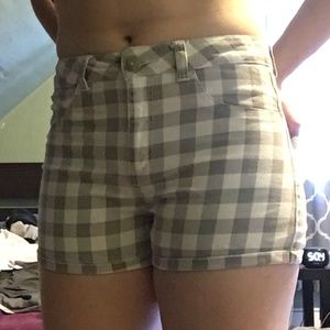 High Waisted Plaid Shorts (5)